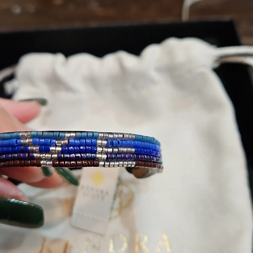 NWT KENDRA SCOTT‎ BLUE  LOVE BEADED FRIENDSHIP BRACELET ADJUSTABLE